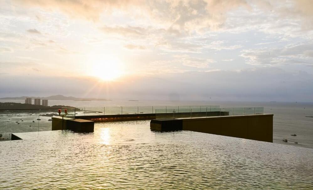 Condo Edge Central パッタヤー エクステリア 写真